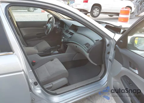 2010 Honda Accord 2.4 Lx-P from USA, damaged, VIN 1HGCP2F43AA149255